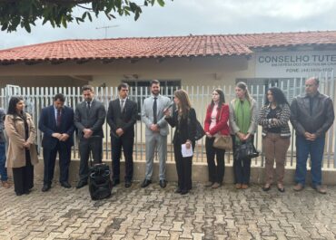 A OAB Umuarama realiza DESAGRAVO.